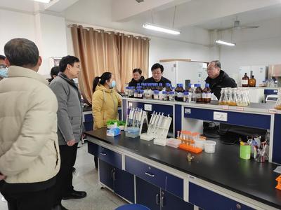 漢川市公共檢驗(yàn)檢測中心一行來我院考察交流